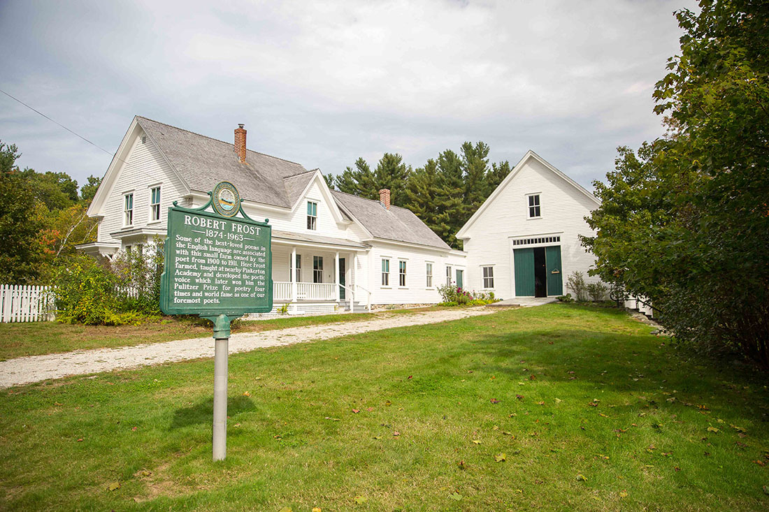 image of a white house historic site