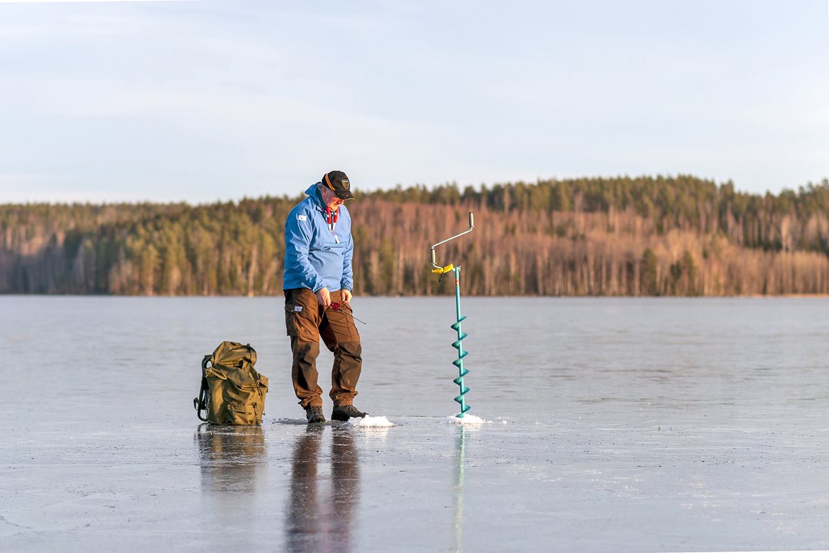 6 Ice Fishing Safety Tips
